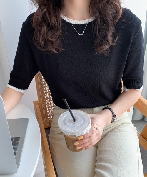 Diosfront（ディオスフロント）の「配色半袖ニットトップス（Tシャツ/カットソー・レディース・ホワイト/ブラック/サックスブルー/ピンク/ベージュ/マスタード/アイボリー/ブルーグレー・FREE）」の22枚目の写真
