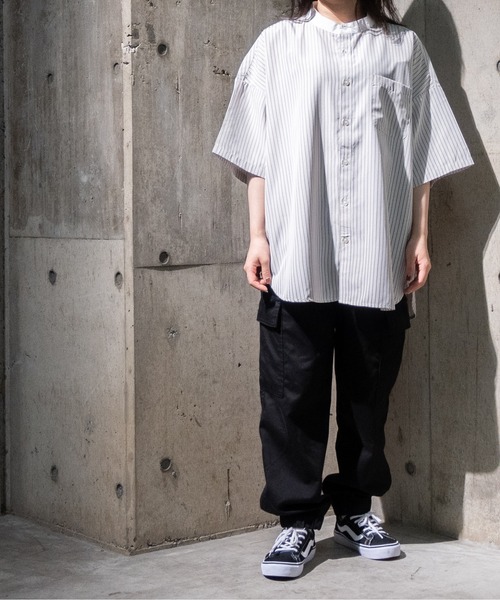 JOHN'S CLOSET(ジョンズクローゼット)の「【i】ブロードストライプバンドカラーシャツ 半袖(シャツ/ブラウス・メンズ・ブラック/ネイビー/グレー/グリーン・MEDIUM/LARGE/X-LARGE)」の6枚目の写真