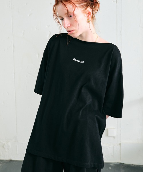 ECRIRE（エクリール）の「ワンポイントロゴ刺繍オーバーサイズコットンTシャツ（Tシャツ/カットソー・レディース・ブラック/オフホワイト/モカ・フリー）」の22枚目の写真