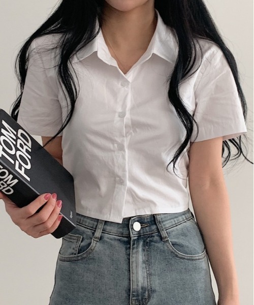 SONA(ソナ)の「SONYUNARA バックシャーリングクロップ半袖シャツ(シャツ/ブラウス・レディース・スカイブルー/アイボリー/ブラック・FREE)」の6枚目の写真