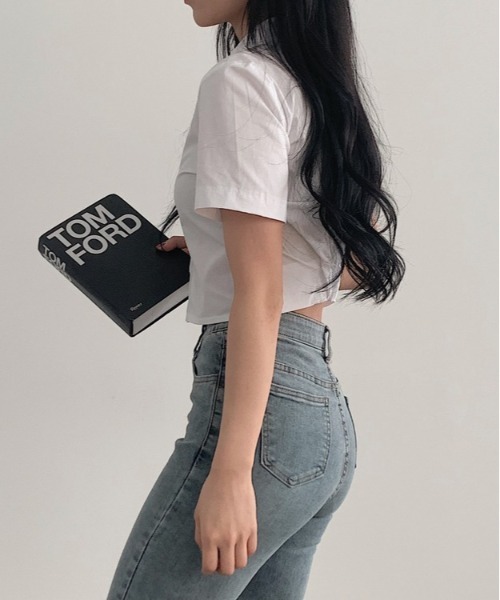 SONA(ソナ)の「SONYUNARA バックシャーリングクロップ半袖シャツ(シャツ/ブラウス・レディース・スカイブルー/アイボリー/ブラック・FREE)」の13枚目の写真