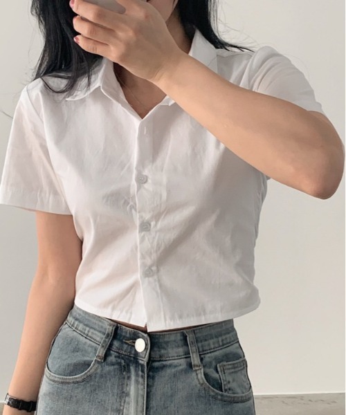 SONA(ソナ)の「SONYUNARA バックシャーリングクロップ半袖シャツ(シャツ/ブラウス・レディース・スカイブルー/アイボリー/ブラック・FREE)」の7枚目の写真