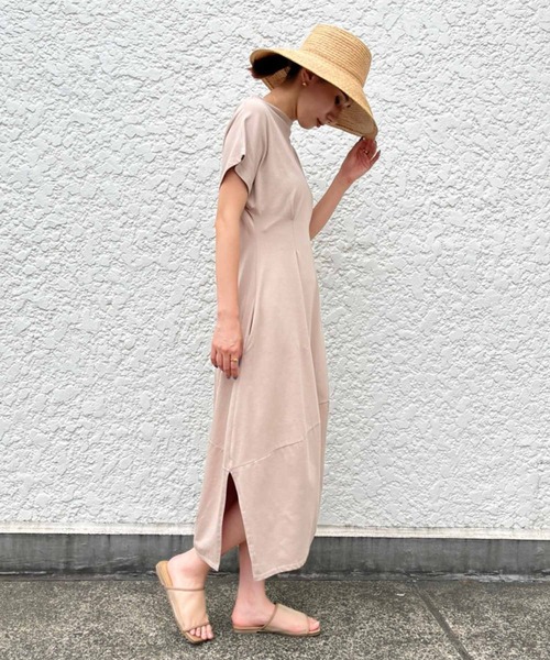 Settimissimo（セッティミッシモ）の「バルーンシルエットポケット付コットンロングワンピース（ワンピース・レディース・ベージュ/グリーン/ブラック・FREE）」の17枚目の写真