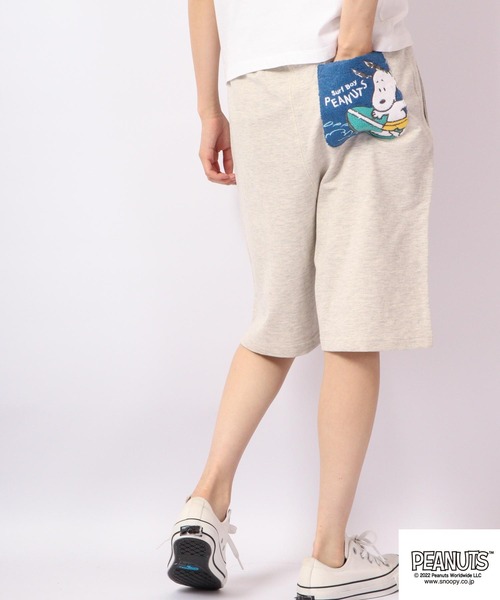 PEANUTS(ピーナッツ)の「PEANUTS スヌーピー スウェット ハーフパンツ(スウェットパンツ・レディース・ブラック/ネイビー/モカ/オートミール/ブラック系その他/ブラウン系その他/ベージュ系その他/ブルー系その他/グレイッシュブルー・LL/M/L/S)」の1枚目の写真
