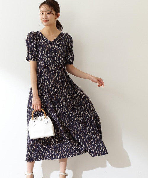 N.（N. Natural Beauty Basic）（エヌエヌナチュラルビューティーベーシック）の「ヘンケイアニマルギャザーショルダーワンピース（ワンピース・レディース・ホワイト系その他/グリーン系その他/ネイビー系1・SMALL/MEDIUM）」の3枚目の写真