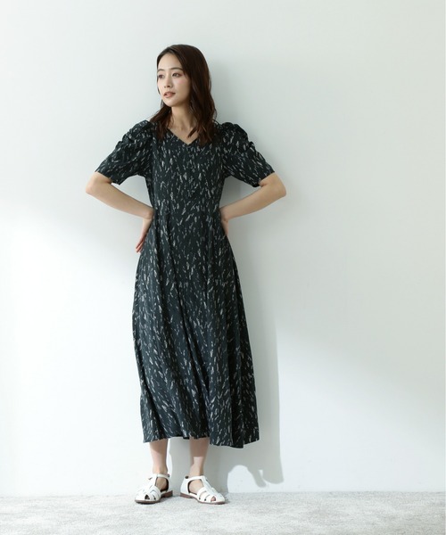 N.（N. Natural Beauty Basic）（エヌエヌナチュラルビューティーベーシック）の「ヘンケイアニマルギャザーショルダーワンピース（ワンピース・レディース・ホワイト系その他/グリーン系その他/ネイビー系1・SMALL/MEDIUM）」の13枚目の写真