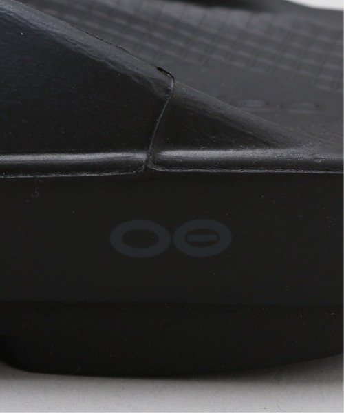 REIGNING CHAMP（レイニングチャンプ）の「OOFOS×REIGNING CHAMP/ウーフォス×レイニングチャンプ リカバリーサンダル（サンダル・メンズ・ブラック・26/27/28）」の8枚目の写真