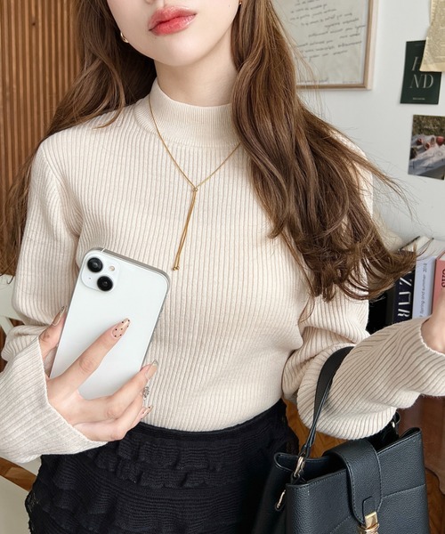 moment+（モーメントプラス）の「【累計販売枚数6万枚突破！】12G ボトルネックカラーリブニットプルオーバー（ニット/セーター・レディース・チャコールグレー/ブラック/カーキ/オレンジ/ブルー/アイボリー/ボルドー/グレイッシュベージュ/ネイビー/ブラウン/ダークグリーン・M/L）」の21枚目の写真