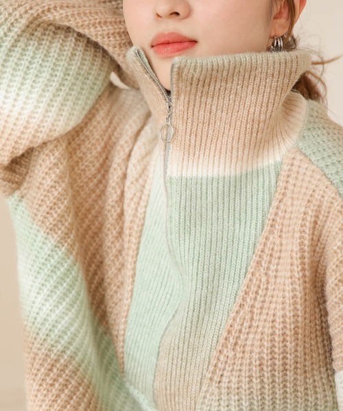Bab（バブ）の「グラデーションニットハーフジッププルオーバー（ニット/セーター・レディース・ピンク/ブルー/グリーン・FREE）」の11枚目の写真