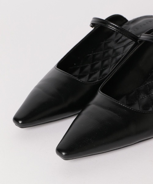 LOWRYS FARM（ローリーズファーム）の「ベルトヒールミュール　353638（サンダル・レディース・ブラック/アイボリー・MEDIUM/LARGE）」の14枚目の写真