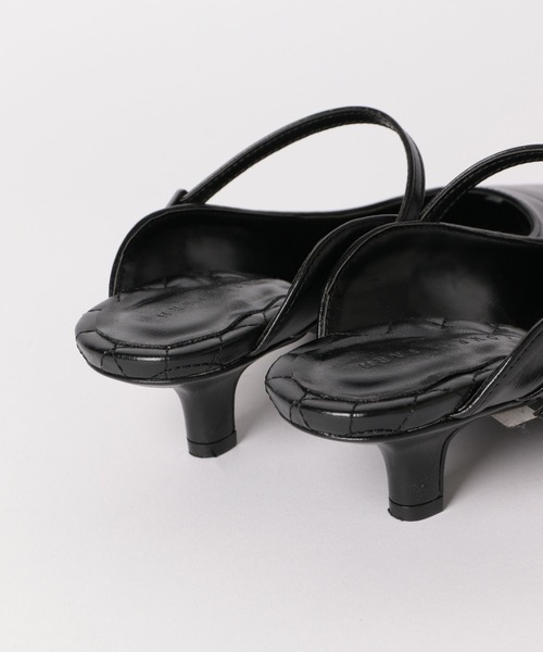 LOWRYS FARM（ローリーズファーム）の「ベルトヒールミュール　353638（サンダル・レディース・ブラック/アイボリー・MEDIUM/LARGE）」の10枚目の写真