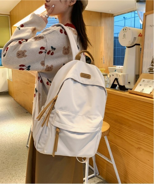 gossip!ロサンゼルス(ゴシップロサンゼルス)の「ナイロン バックパック/リュック(バックパック/リュック・レディース・ホワイト/ブラック/ブラック系その他・FREE)」の1枚目の写真