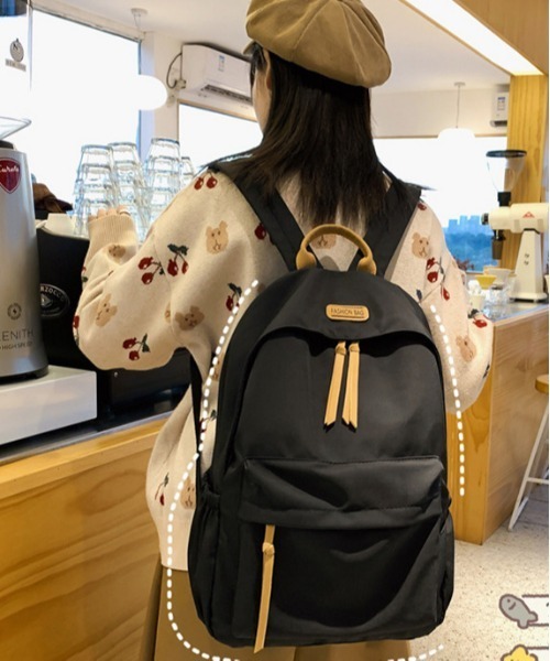 gossip!ロサンゼルス(ゴシップロサンゼルス)の「ナイロン バックパック/リュック(バックパック/リュック・レディース・ホワイト/ブラック/ブラック系その他・FREE)」の2枚目の写真