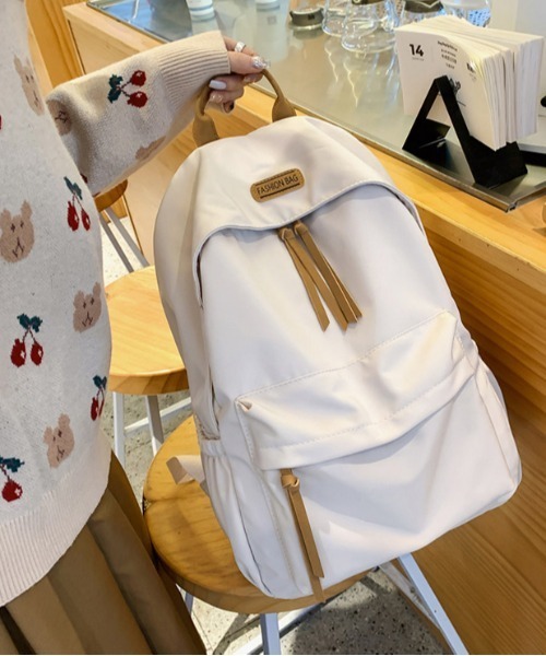 gossip!ロサンゼルス(ゴシップロサンゼルス)の「ナイロン バックパック/リュック(バックパック/リュック・レディース・ホワイト/ブラック/ブラック系その他・FREE)」の7枚目の写真