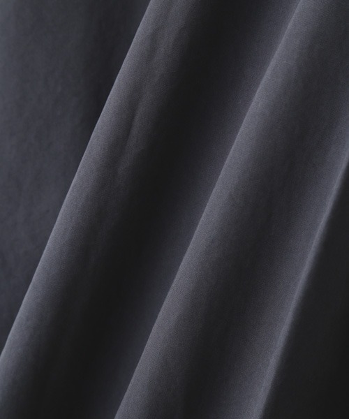 MHL.（エムエイチエル）の「DRY COTTON POPLIN（ワンピース・レディース・カーキ/ブルー・2/1）」の3枚目の写真