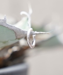 THE MILES（ザ マイルズ）の「GODSIZE ゴッドサイズ PLAIN HOOP raised by wolves プレーンフープピアス レイズド バイ ウルヴス（ピアス（片耳用））」