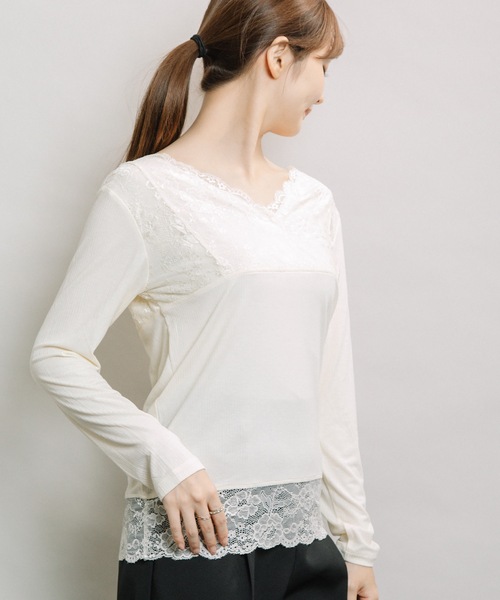 ELVENCE DEUX(エルベンスドゥ)の「テレコレースツカイVネック(Tシャツ/カットソー・レディース・ブラック/ベージュ/オフホワイト・MEDIUM/LARGE)」の17枚目の写真