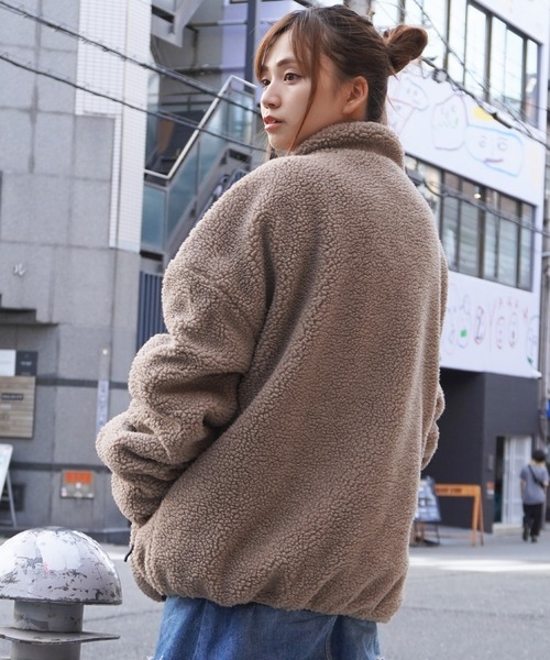 1111clothing(ワンフォークロージング)の「シープボア リバーシブル ビッグジャケット / ボア ブルゾン ジャケット アウター オーバーサイズ(ブルゾン・メンズ・ベージュ/ブラック×ホワイト/ブラック/グレー/アイボリー・M/L/XL)」の20枚目の写真