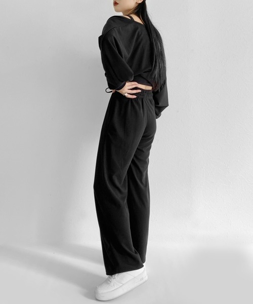 LVEU.(ラブユ.)の「Layered cardigan 3-piece set / レイヤードカーディガン3点セット(セットアップ・レディース・ブラック・FREE)」の6枚目の写真