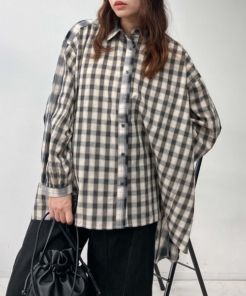 AS KNOW AS plus（アズノゥアズプラス）の「♪イレギュラーヘムMIXチュニック（チュニック・レディース・グリーン系その他/チャコールグレー/ベージュ系その他/ブラック系その他/ブラック系その他2/ブラック系/ブルー系/ブラック系1/ベージュ系その他2/グレー系その他/ブルー系1/グリーン系/ブラック系2/ライトグリーン系/ブルー系2/ブラック系3/ベージュ系その他3/グリーン系その他3/ライトグリーン系1/ダークブルー/サックスブルー系4/ブルー系4/ブラック系4/イエロー系/ホワイト系その他/ベージュ系その他4/グレー系その他2/ブラック系その他3/ブルー系その他/イエロー系1/ブルー系5/ホワイト系・FREE）」の6枚目の写真