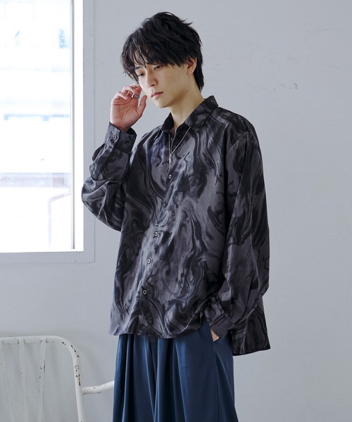 Ellno Loset(エルノロゼット)の「BLURレギュラーシャツ(シャツ/ブラウス・メンズ・ブラック系/グレー系・MEDIUM/LARGE)」の5枚目の写真