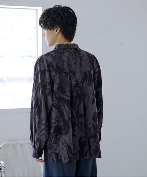 Ellno Loset(エルノロゼット)の「BLURレギュラーシャツ(シャツ/ブラウス・メンズ・ブラック系/グレー系・MEDIUM/LARGE)」の7枚目の写真