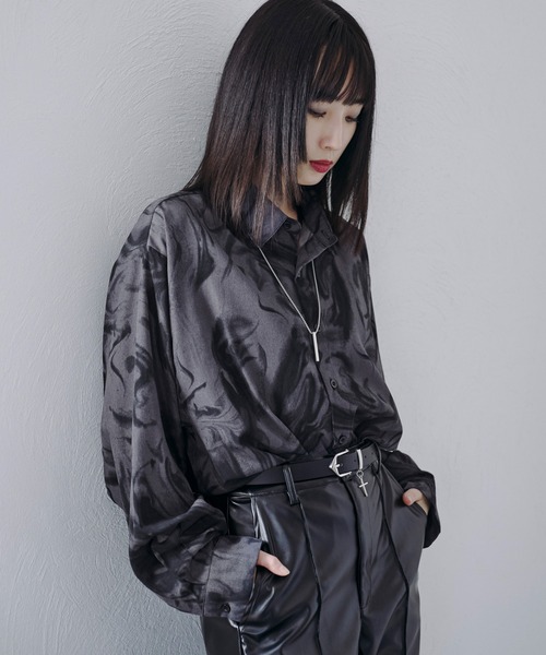 Ellno Loset(エルノロゼット)の「BLURレギュラーシャツ(シャツ/ブラウス・メンズ・ブラック系/グレー系・MEDIUM/LARGE)」の10枚目の写真