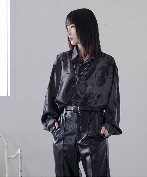 Ellno Loset(エルノロゼット)の「BLURレギュラーシャツ(シャツ/ブラウス・メンズ・ブラック系/グレー系・MEDIUM/LARGE)」の11枚目の写真