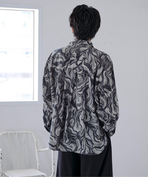 Ellno Loset(エルノロゼット)の「BLURレギュラーシャツ(シャツ/ブラウス・メンズ・ブラック系/グレー系・MEDIUM/LARGE)」の15枚目の写真
