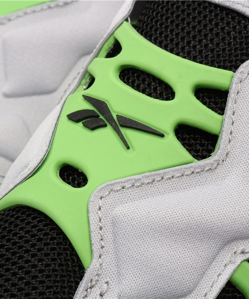 Reebok（リーボック）の「ユニセックス リーボック ポンプフューリーロード Reebok INSTAPUMP FURY ROAD M49000（スニーカー・メンズ・ブラック・28cm/26.5cm/23.5cm/24cm/24.5cm/27.5cm/29cm/26cm/27cm/23cm/28.5cm）」の11枚目の写真