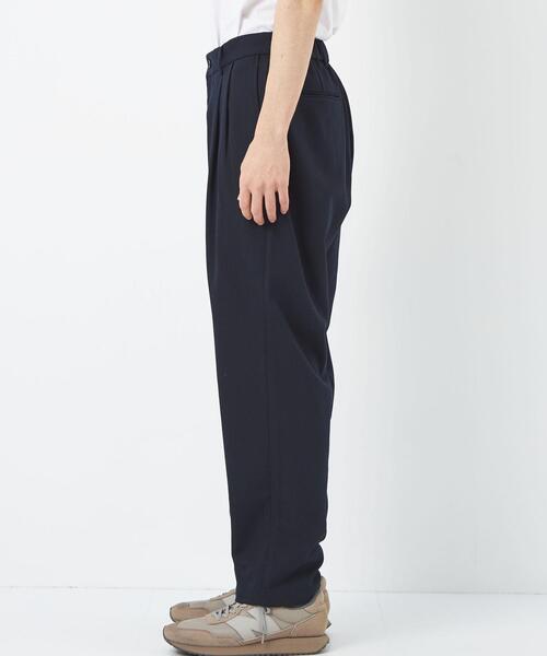 green label relaxing(グリーンレーベルリラクシング)の「TRカルゼ 2プリーツ テーパード パンツ -ストレッチ-(その他パンツ・メンズ・ネイビー/オフホワイト・S/M/L)」の9枚目の写真