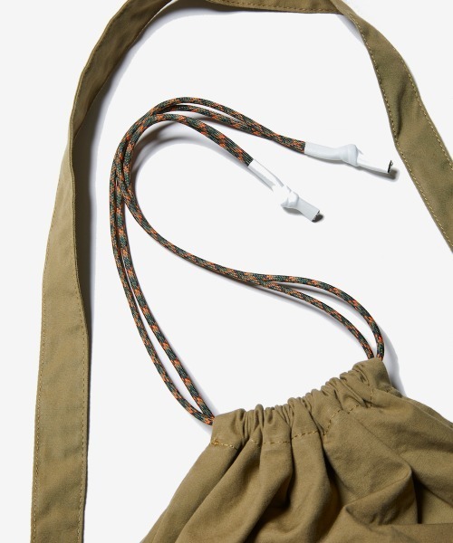 rehacer(レアセル)の「rehacer : Military Twill Loop Pouch Bag -Large- / ミリタリーツイル ループポーチバッグ -ラージ-(ショルダーバッグ・メンズ・スミクロ/カーキ・FREE)」の9枚目の写真