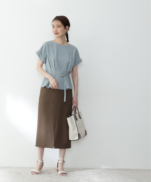 【WEB限定】◆ボートネックペプラム半袖ブラウス