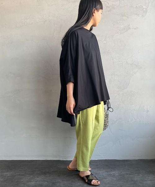 mizuiroind（ミズイロインド）の「[mizuiro ind/ミズイロインド] ワイドシルエット コクーンTシャツ（Tシャツ/カットソー・レディース・ブラック/オフホワイト/グリーン・F）」の12枚目の写真