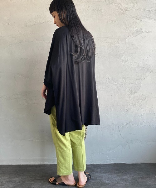 mizuiroind（ミズイロインド）の「[mizuiro ind/ミズイロインド] ワイドシルエット コクーンTシャツ（Tシャツ/カットソー・レディース・ブラック/オフホワイト/グリーン・F）」の14枚目の写真
