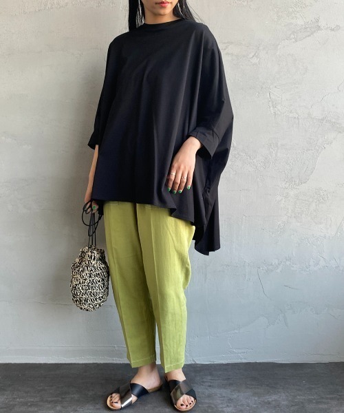 mizuiroind（ミズイロインド）の「[mizuiro ind/ミズイロインド] ワイドシルエット コクーンTシャツ（Tシャツ/カットソー・レディース・ブラック/オフホワイト/グリーン・F）」の11枚目の写真