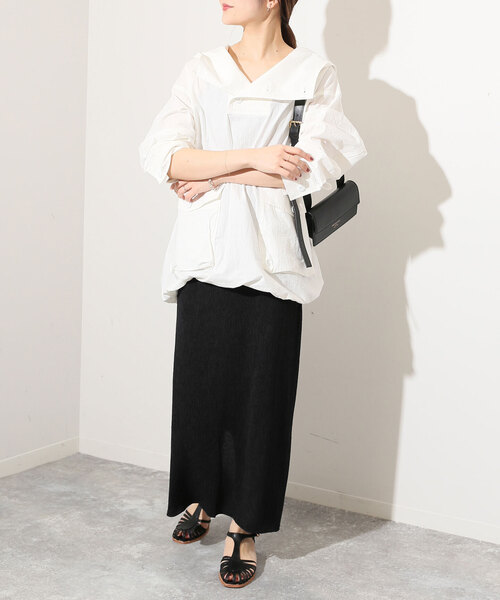 SLOBE IENA(スローブイエナ)の「シャーリングタイトスカート(スカート・レディース・ブラック/アイボリー・FREE)」の19枚目の写真