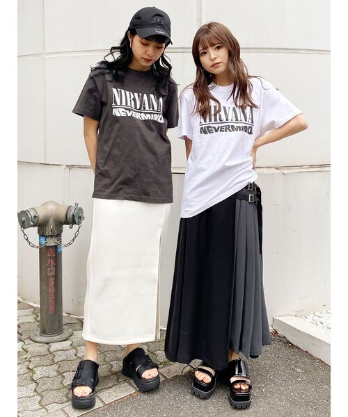 MURUA（ムルーア）の「【NIRVANA】ジャケットプリントTシャツ（Tシャツ/カットソー・レディース・ホワイト/ダークグレー・FREE）」の8枚目の写真