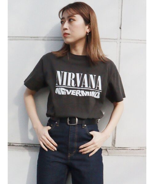 MURUA（ムルーア）の「【NIRVANA】ジャケットプリントTシャツ（Tシャツ/カットソー・レディース・ホワイト/ダークグレー・FREE）」の5枚目の写真