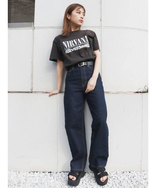 MURUA（ムルーア）の「【NIRVANA】ジャケットプリントTシャツ（Tシャツ/カットソー・レディース・ホワイト/ダークグレー・FREE）」の9枚目の写真