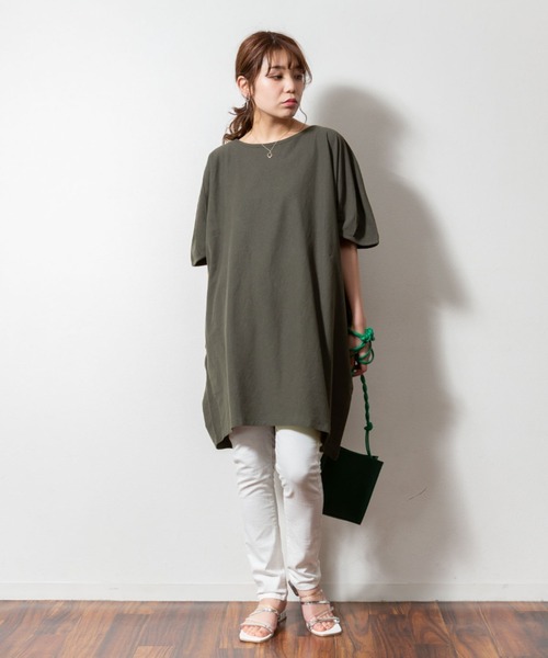 atONE(アットワン)の「atONE 5分袖アシメプルオーバー(Tシャツ/カットソー・レディース・カーキ/ブラック/チャコールグレー/ホワイト/ライトブラウン・M-L/4L~5L/LL~3L)」の20枚目の写真