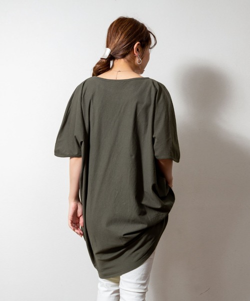 atONE(アットワン)の「atONE 5分袖アシメプルオーバー(Tシャツ/カットソー・レディース・カーキ/ブラック/チャコールグレー/ホワイト/ライトブラウン・M-L/4L~5L/LL~3L)」の15枚目の写真