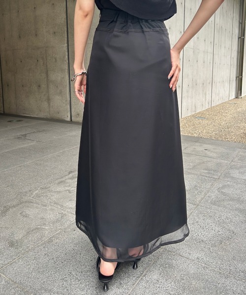 &g'aime（アンジェム）の「【&g’aime】パイピングシアーロングスカート（スカート・レディース・グレイッシュベージュ/ブラック・FREE）」の4枚目の写真