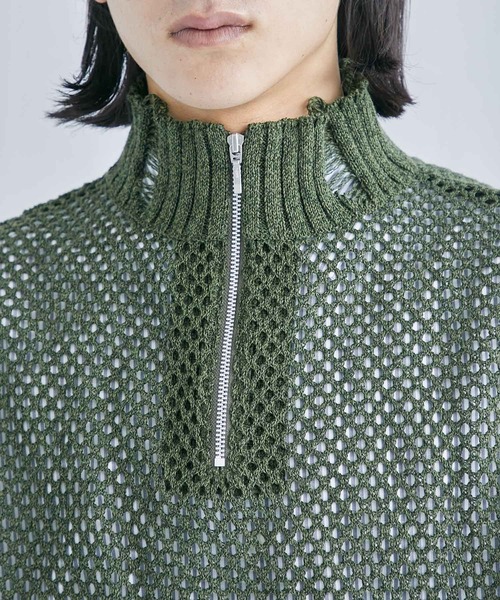 PUBLIC TOKYO（パブリックトウキョウ）の「ハーフジップダメージニットベスト（ニット/セーター・メンズ・ブラック/ダークグリーン・FREE）」の7枚目の写真
