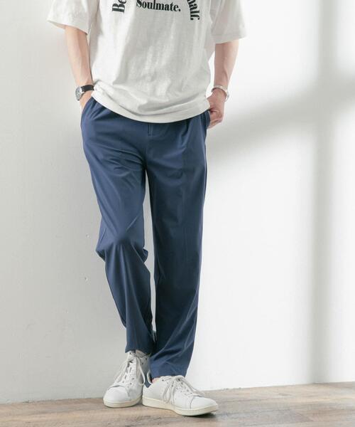 ITEMS URBANRESEARCH(アイテムズ アーバンリサーチ)の「シルキーナイロン 多機能 タックパンツ(その他パンツ・メンズ・ネイビー/ブラック/チャコールグレー・MEDIUM/LARGE)」の11枚目の写真