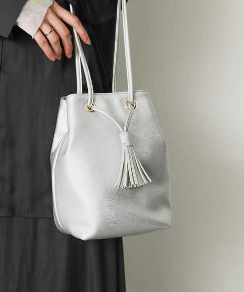 SENSE OF PLACE by URBAN RESEARCH（センスオブプレイスバイアーバンリサーチ）の「2WAYタッセルショルダーバッグ（ショルダーバッグ・レディース・オレンジ/ブラック/シルバー・ONE）」の15枚目の写真