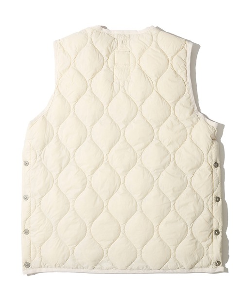 TAION（タイオン）の「【TAION / タイオン】MILITARY CREW NECK DOWN VEST / キルティングダウンベスト（ダウンベスト・レディース・セージグリーン/ブラック/グレイッシュベージュ/オリーブ/オフホワイト/ダークネイビー/チャコールグレー・MEDIUM/LARGE/X-LARGE/SMALL）」の9枚目の写真