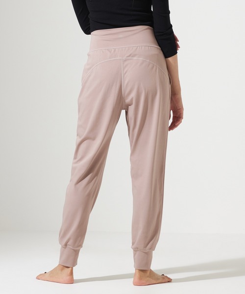 Chacott（チャコット）の「スムースパンツ【C BASIC】（スウェット