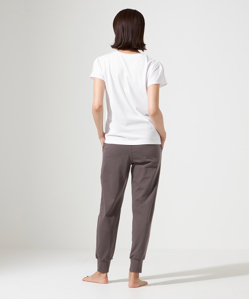 Chacott（チャコット）の「スムースパンツ【C BASIC】（スウェット