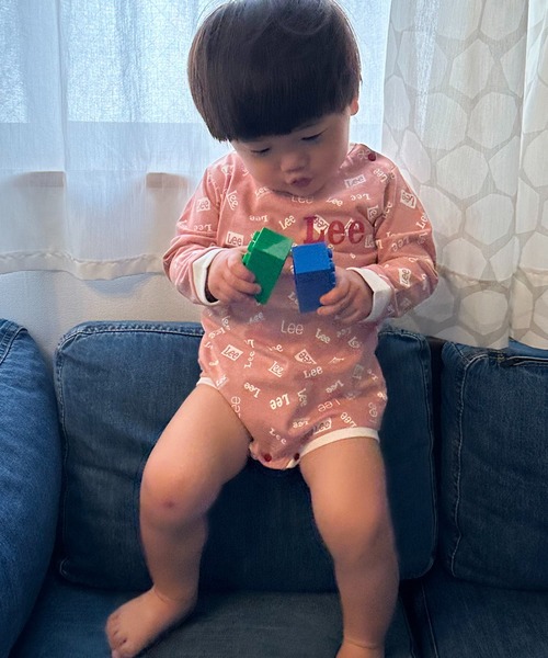 Lee(リー)の「Lee/リー【70/80cm】ベビー Leeロゴプリント 長袖ロンパース ★プレゼントにおススメ★(ロンパース・キッズ・ホワイト/ピンク/グレー・80/70)」の15枚目の写真